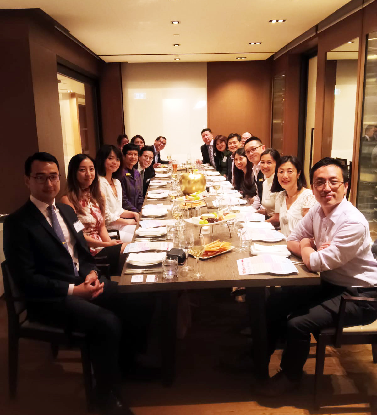 Deputy Director of HKETO Sydney attended the Bi-monthly Business Networking Dinner organised by the New South Wales Chapter of the Hong Kong Australia Business Association 