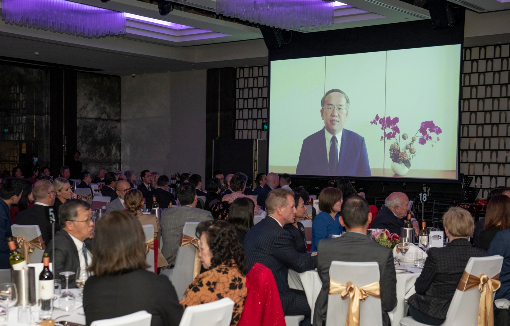 Gala dinner held in Sydney to celebrate 25<sup>th</sup> anniversary of establishment of HKSAR