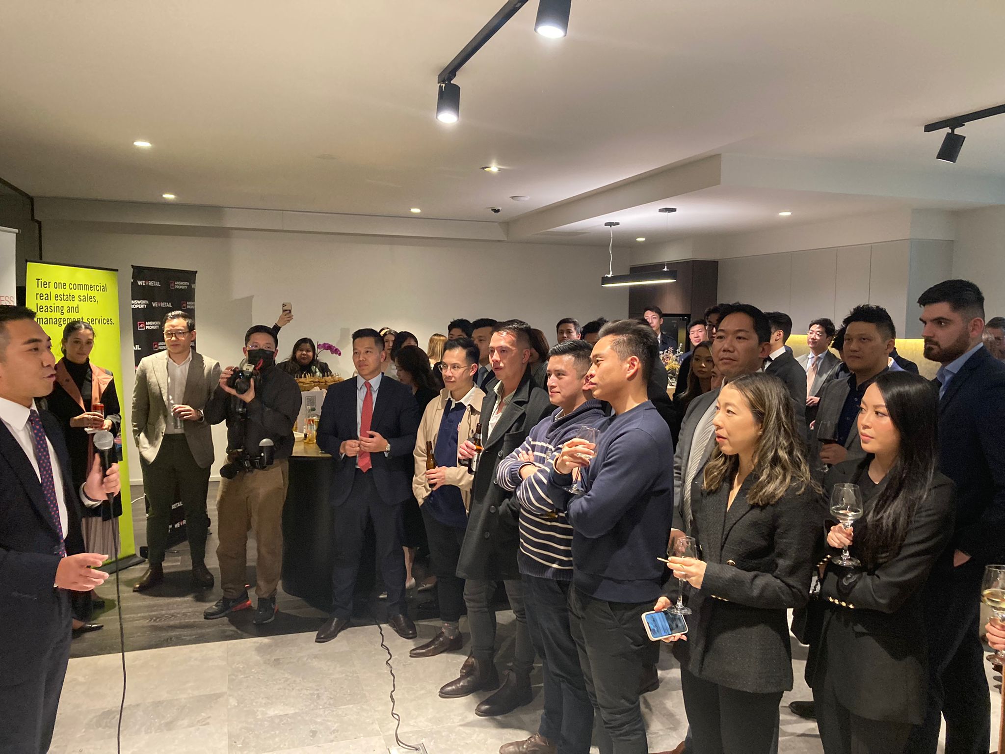 Director of HKETO Sydney attended the Young Professional Career & Networking Event organised by the Victoria Chapter of the Hong Kong Australia Business Association 