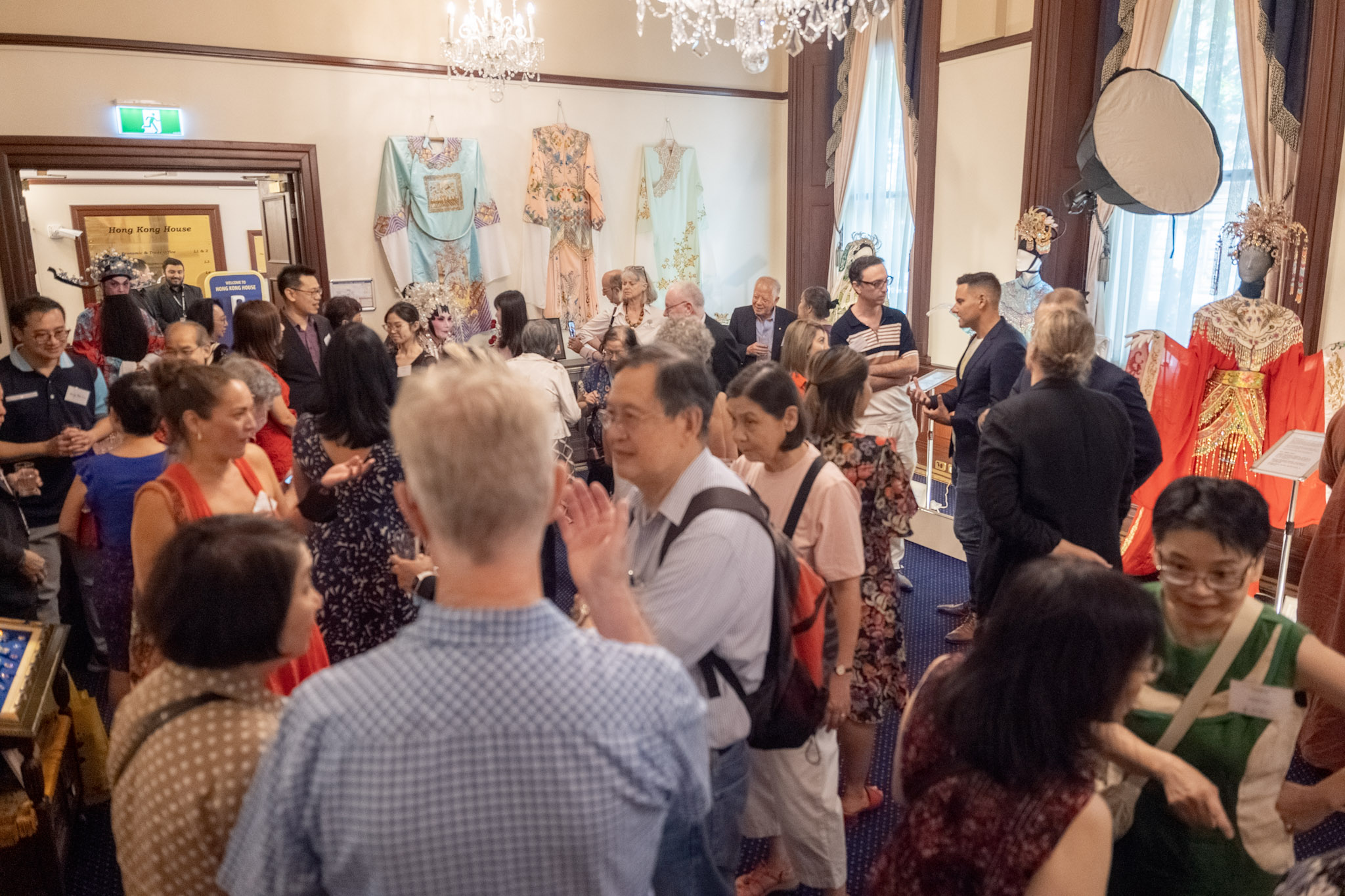 Director of HKETO Sydney attended the Chinese Opera Costumes on Display official launch