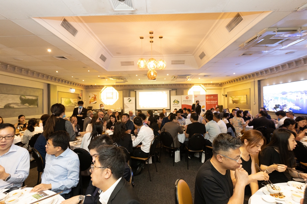 Director of HKETO Sydney attended the Chinese New Year Lunch organised by the Victoria Chapter of the Hong Kong Australia Business Association