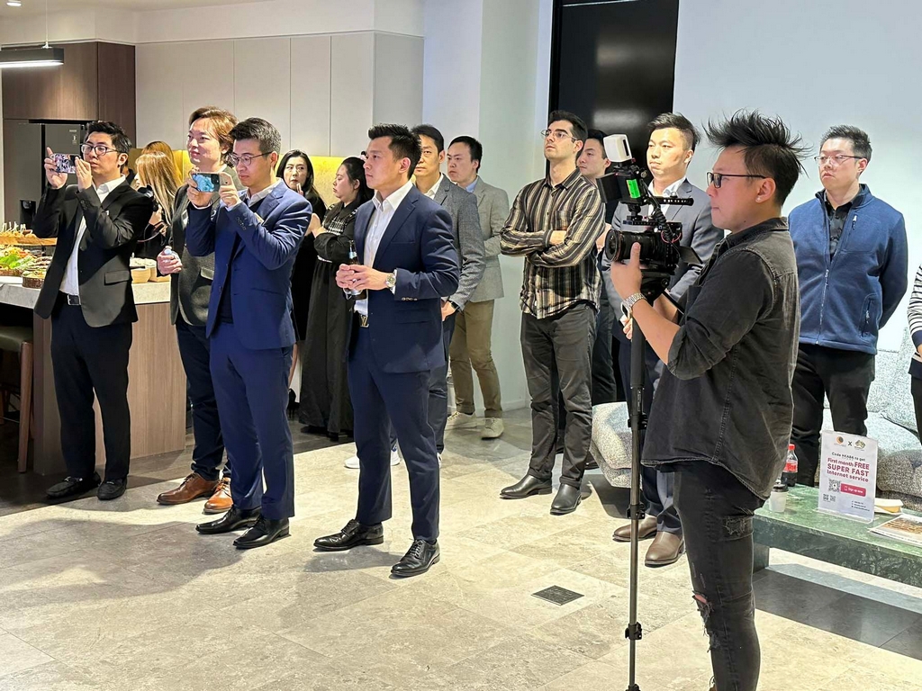 Acting Director of HKETO Sydney attended the “Discover New Business Opportunities” Young Professional Career and Networking Event