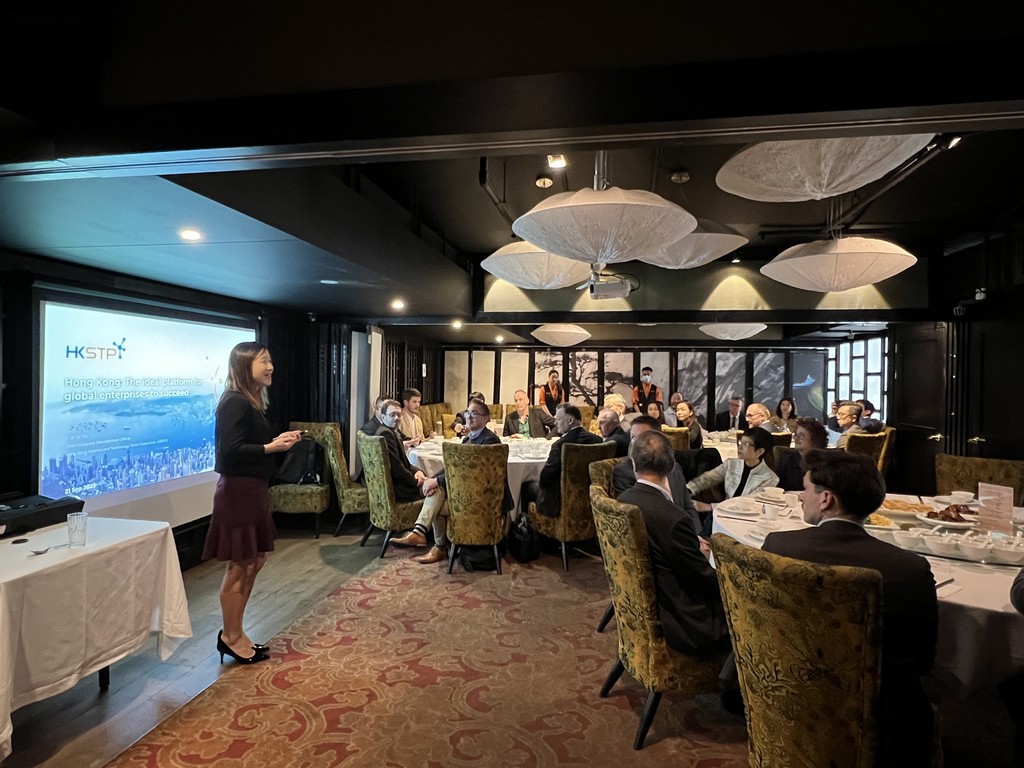 Director of HKETO Sydney visited Global Entrepreneurship Congress and hosted roundtable luncheon for the delegation of the Hong Kong Science and Technology Parks Corporation