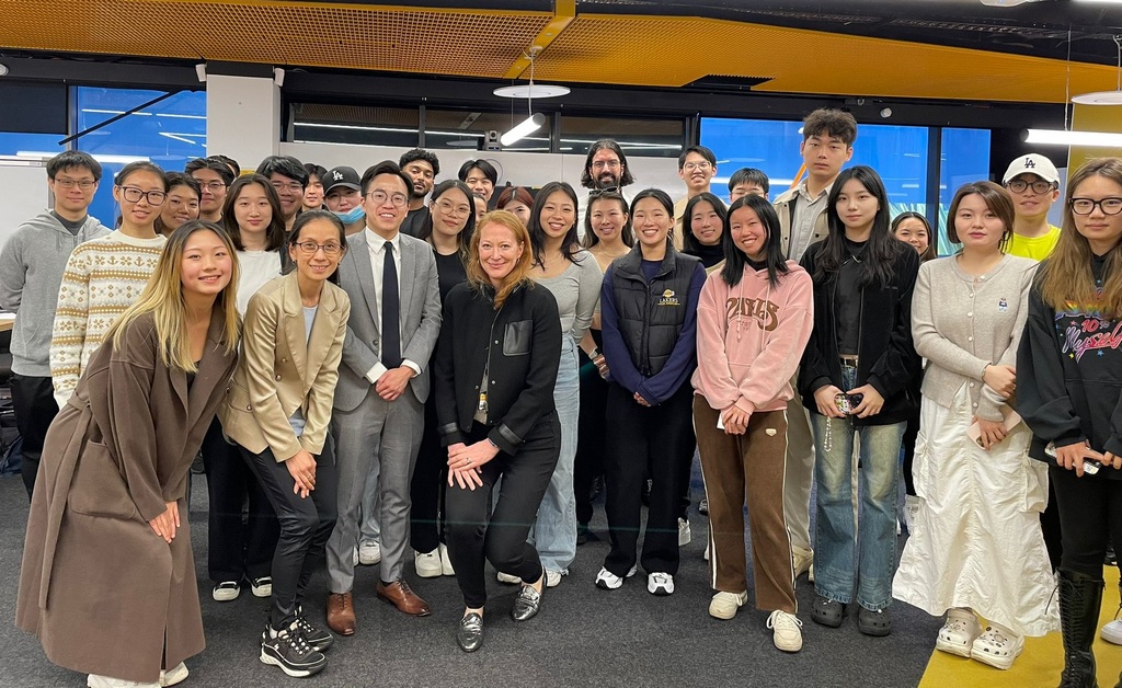 Deputy Director of HKETO Sydney promoted Hong Kong at UNSW Global Business Practicum Hong Kong Programme