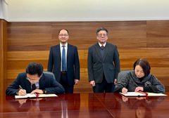 CEDB and MOC sign MOU on strengthening co-operation and exchange in provision of comprehensive overseas services